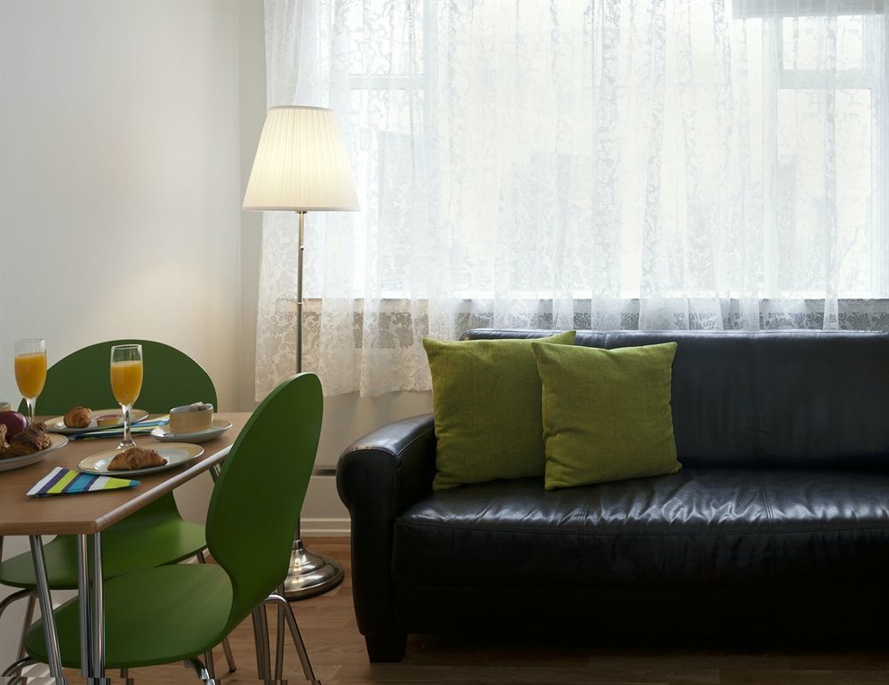Castle House & Embassy Luxury Apartments Reykjavik Exterior photo